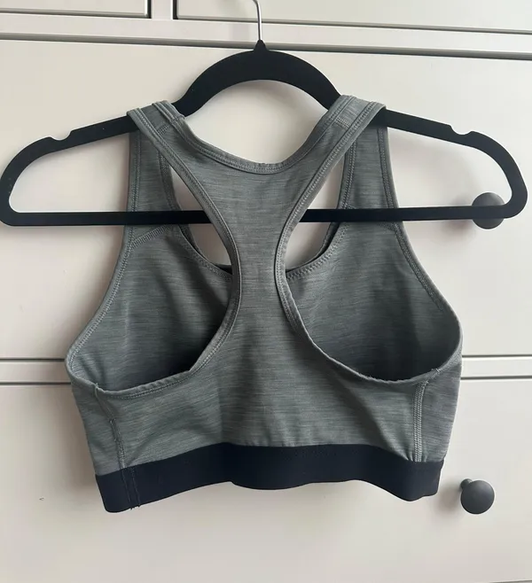 Nike Sports Bra Gray - Image 2