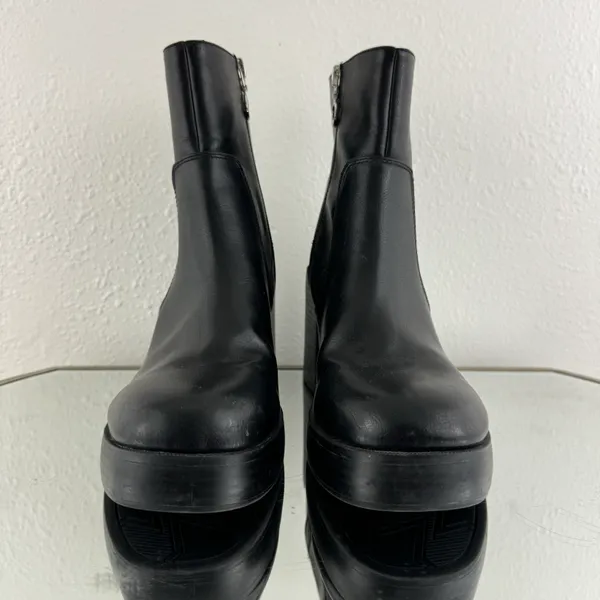 Dirty Laundry Black Faux Leather Edgy Grunge Groovy Chunky Platform Ankle Boots - Image 7