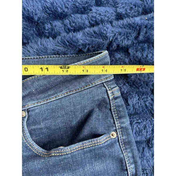 Levi's Women's Mid Rise Skinny Blue Denim Jeans Size 8 Medium Wash Blue Denim - Image 7