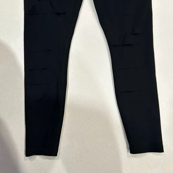 Alo Yoga High Waist Slash Leggings XS Black Cutout Detail - Image 5