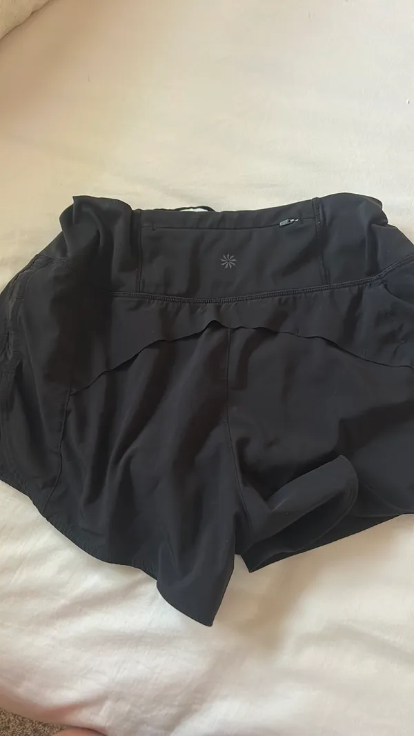 Athleta Running Free Shorts 3.5" Black - Image 2