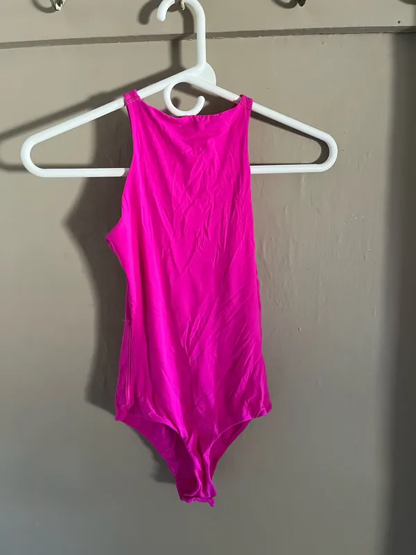 SKIMS Hot Pink Bodysuit - Image 4