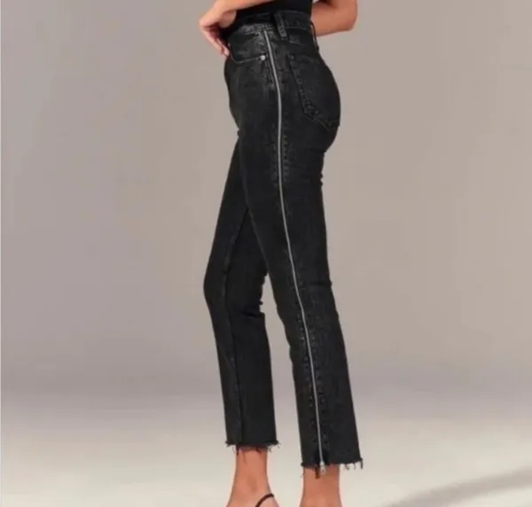 Abercrombie Jeans Ultra High-Rise - Image 2