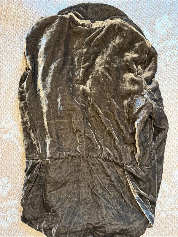 Cartonnier Olive Velvet Single-Button Blazer with Floral Lining - Image 3