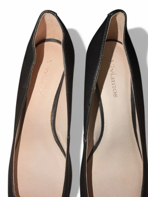 ViviamoS Black Leather Pumps Low Heel Pointed Toe Size 10 - Image 4