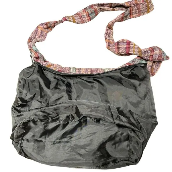 Handmade Metallic Embroidered Festival Bucket Shoulder Bag - Image 2