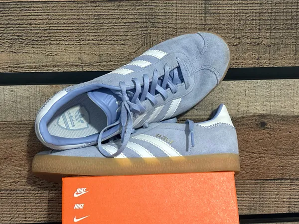Adidas Gazelle Sneakers - Image 3