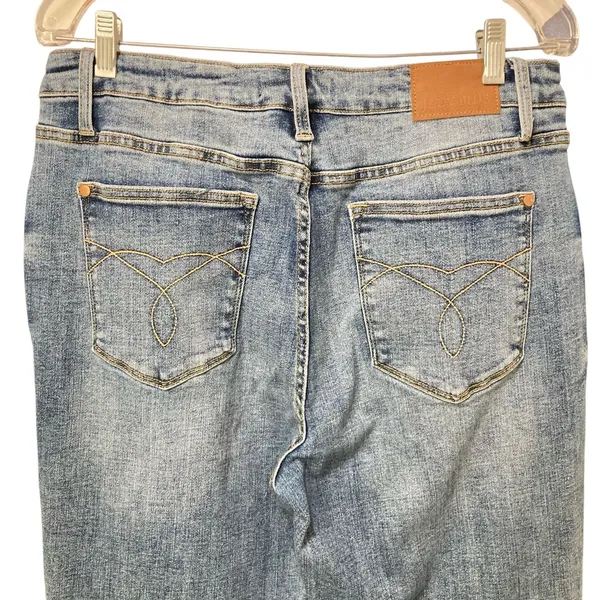 Judy Blue Los Angeles Distressed Boyfriend Fit Raw Hem Jeans Women's Size 15/32 - Image 6
