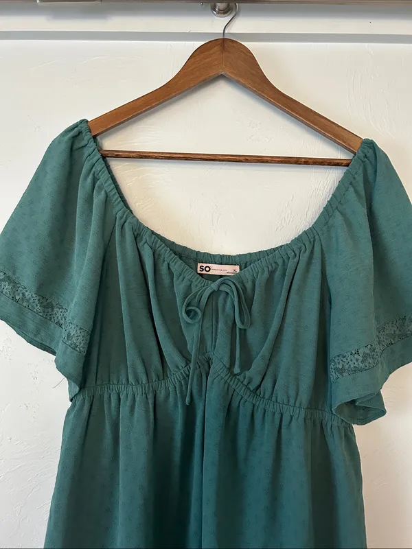 SO Emerald Green Off-Shoulder Tiered Mini Milkmaid Dress - Image 5