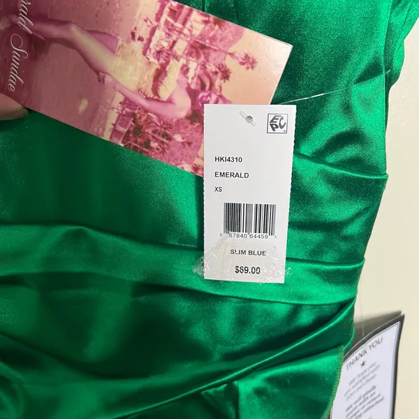 Emerald Sundae Cocktail Dress XS Green Satin Ruffle Flounce Holiday Party V-Neck - Image 5