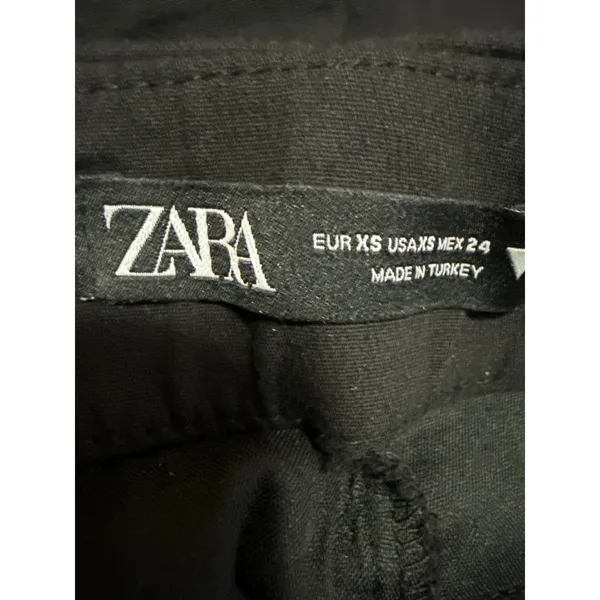 Zara Women's Black High Waisted Wide Leg Zipper Pockets Mini Shorts Size XS - Image 4