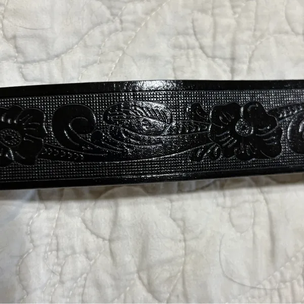 Eohak Western-Belt-for-Women-Cowgirl, PU-Leather with Vintage-Carved-Buckle - Image 9
