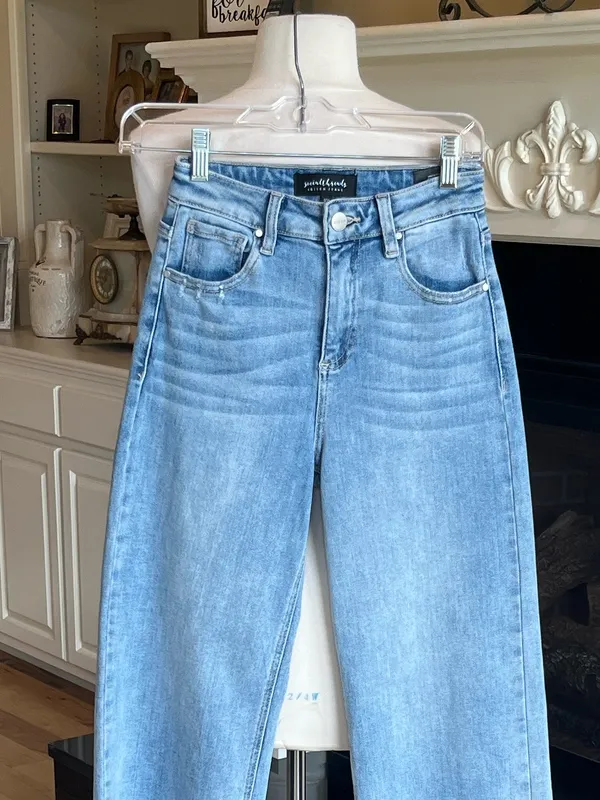 Social Threads Risen Jeans Light Wash Wide Leg Crop Jeans Frayed Hem - Women - Image 5
