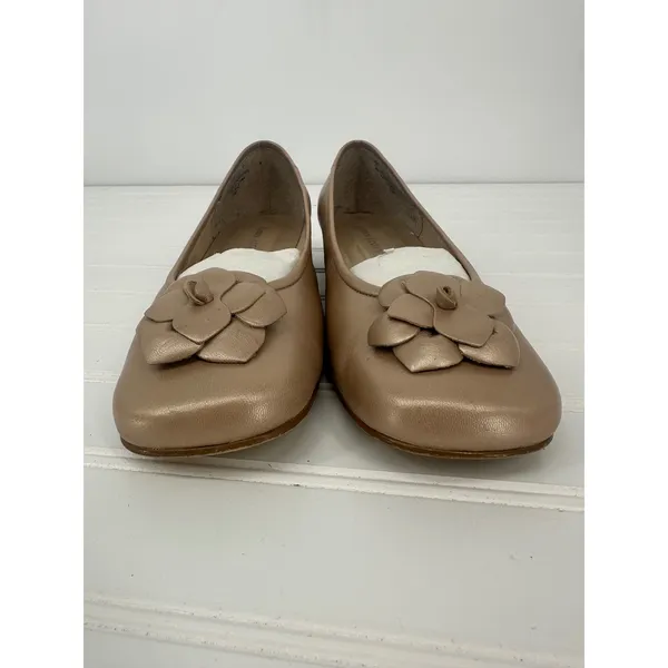 Vtg Karen Scott Floral Flats Women 7.5 Gold Leather Low Heel Dress Shoes Comfort - Image 7