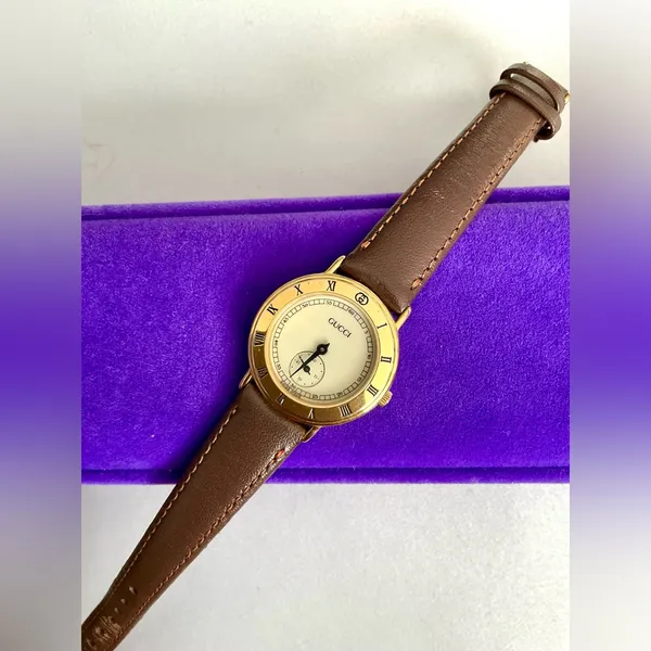 Ladies GUCCI wristwatch 💛🤎🤍💛 - Image 5