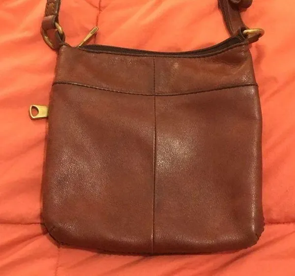 Fossil Authentic  Cross-Body - Image 3