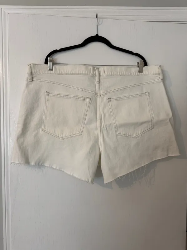 Abercrombie Mom Shorts - Image 3