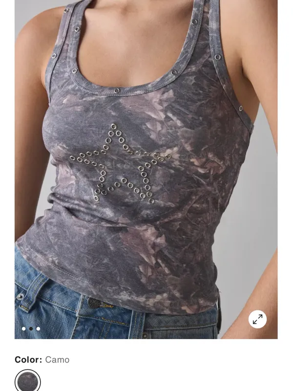 Urban Outfitters BDG Star Grommet Graphic Camo Print Tank Top - Image 3