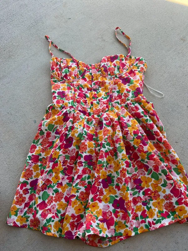Hello Molly Daily Glam Romper‎ Floral Dress Like Women's 4 Summer - Image 6