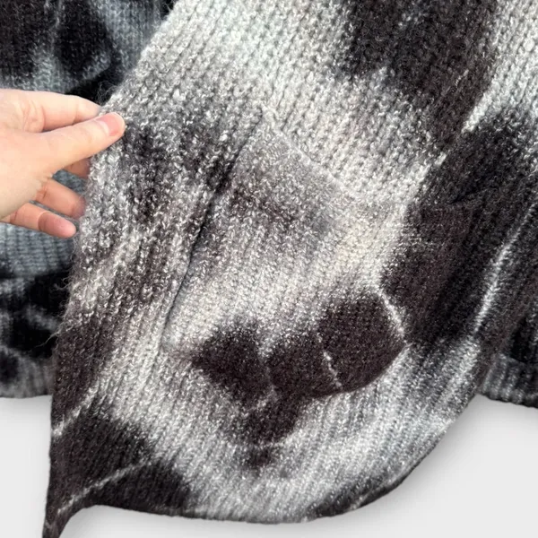 Avalon Tie Dye Oversized Knit Cardigan - Image 12