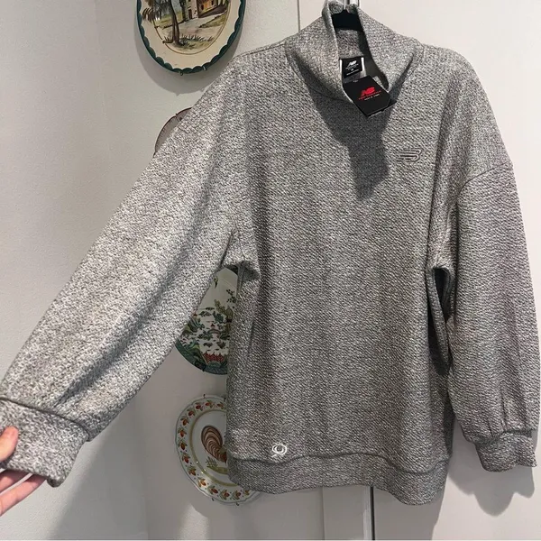 NEW New Balance Mock Neck Transform Pullover Sweatshirt - Image 3