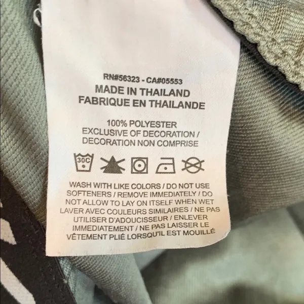 Women's Gray Nike Dri-Fit Athletic Shorts Drawstring Closure Size Small - Image 8