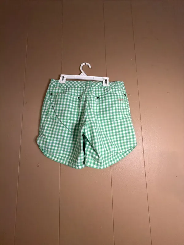 Nike Golf Sport Dri-Fit Women's Green Gingham Check Athletic Shorts - Image 2