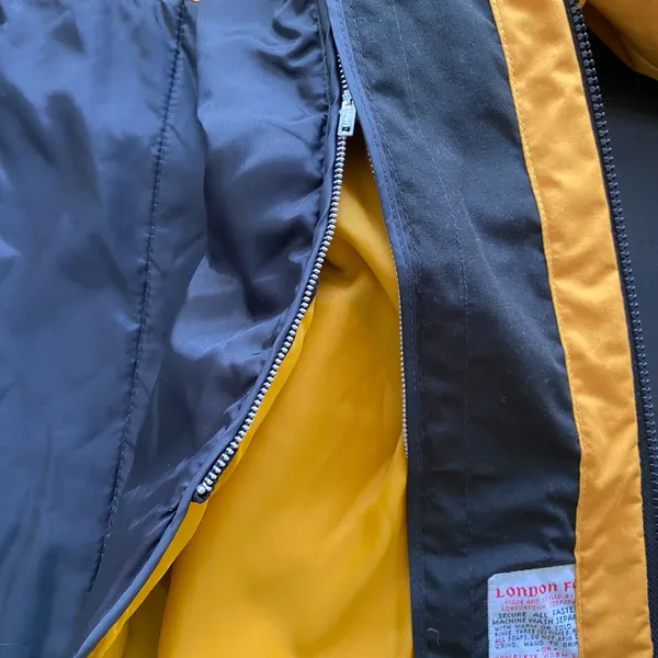 London Fog Mustard Yellow Zipper Lined Jacket Size L (NO HOODIE AVAILABLE)‎ - Image 7