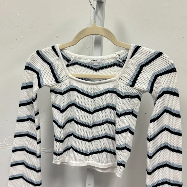 Subdued Chevron Zigzag Cropped Knit Top White Blue Square Neck Size S USA 4 Boho - Image 6