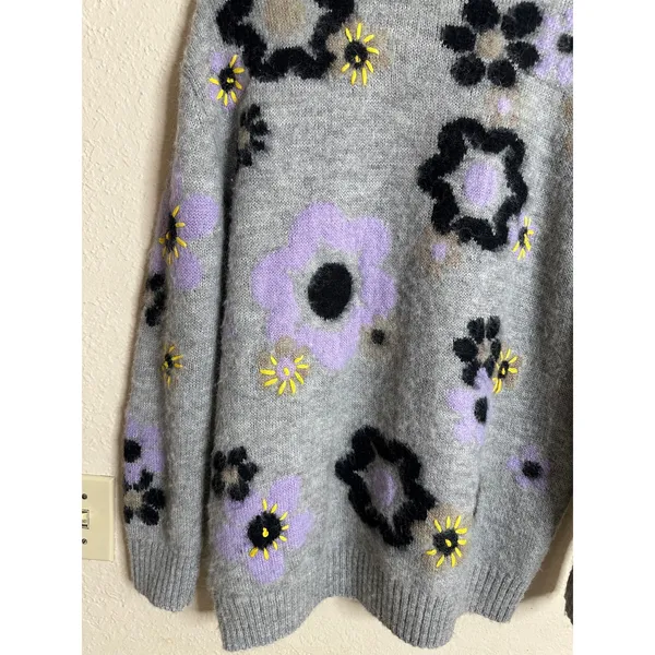 Miu Miu Flower Intarsia Cardigan in Grey Soft Fuzzy Mohair Womans 42/ US 6 - Image 11