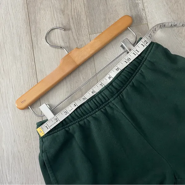 Aritzia Sweatfleece Sweatpants cargo baggy womens Green xsmall loungewear casual - Image 6