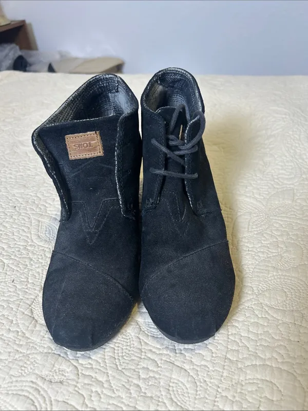 Toms Black Suede Lace-Up Ankle Booties with Tan Logo Patch - Image 2