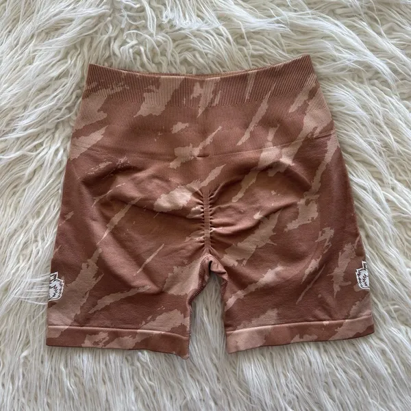 Darc Sport Wolves Forever Seamless Everson Shorts Desert Rose Native Camo Small - Image 5