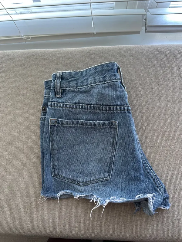 Jean Shorts - Image 4