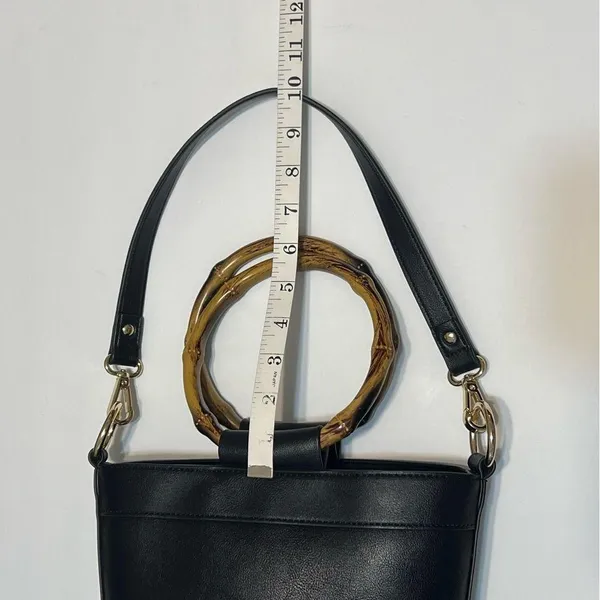 INC International Concepts Black Bucket Bag Style Purse - Image 14