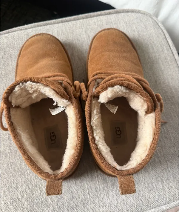 Neumel UGG Women’s - Image 4