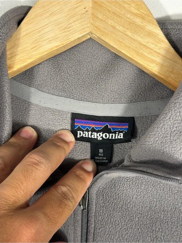 Patagonia Women's Micro D 1/4‎ Zip Fleece Pullover Sz M - Image 4