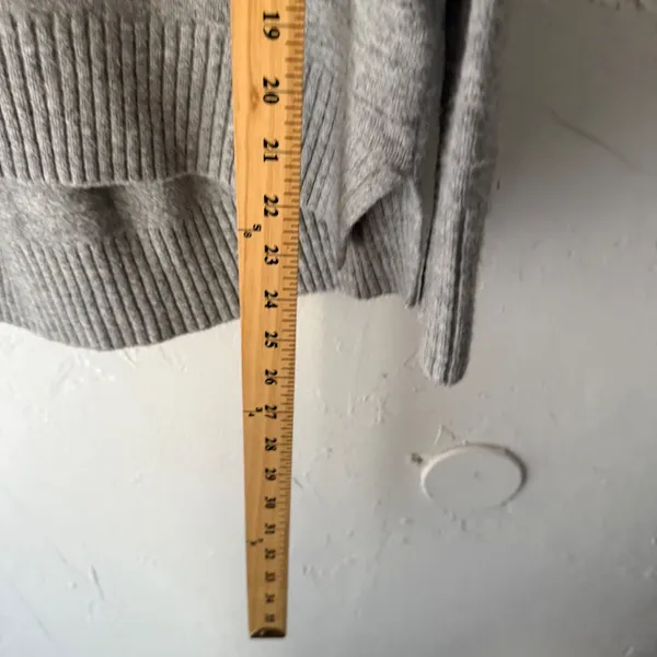 Old Navy Womens Sweater Gray‎ Cowl Neck Long Sleeve Knit Casual Pullover Small - Image 4