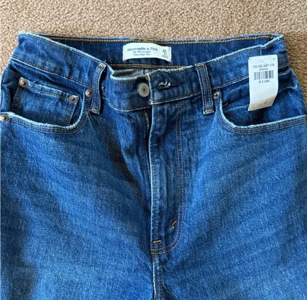 Abercrombie 90s Straight Jeans - Image 4