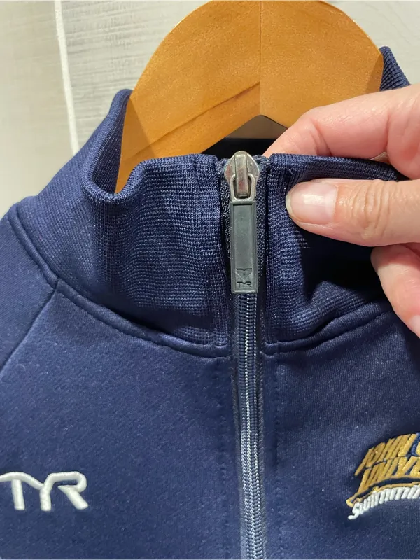 Cute navy white stripe TYR swim uniform jacket John Carroll team pockets - Image 8
