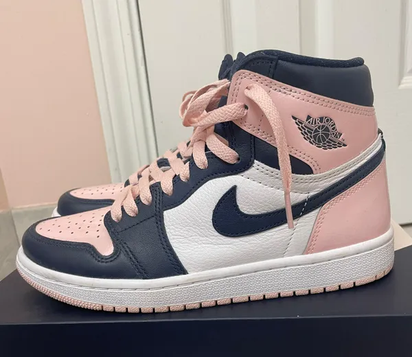 Nike Air Jordan 1 High - Image 3