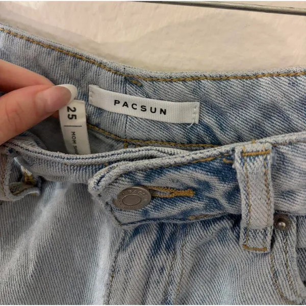pacsun light wash denim mom shorts - Image 3