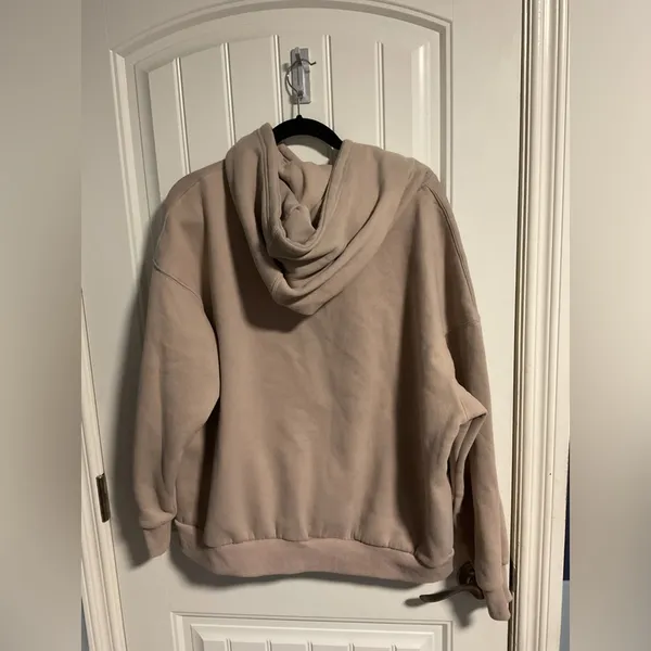 Tan Oversized Relaxed Hoodie Size L - Image 4