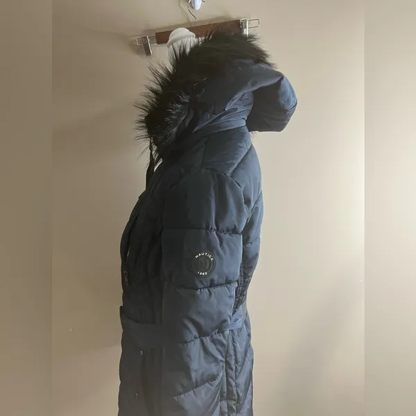 Nautica women’s belted winter coat navy blue medium - Image 12