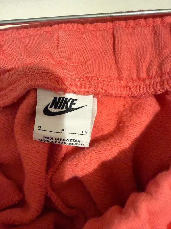 Nike Pink Sweatpants - Image 4