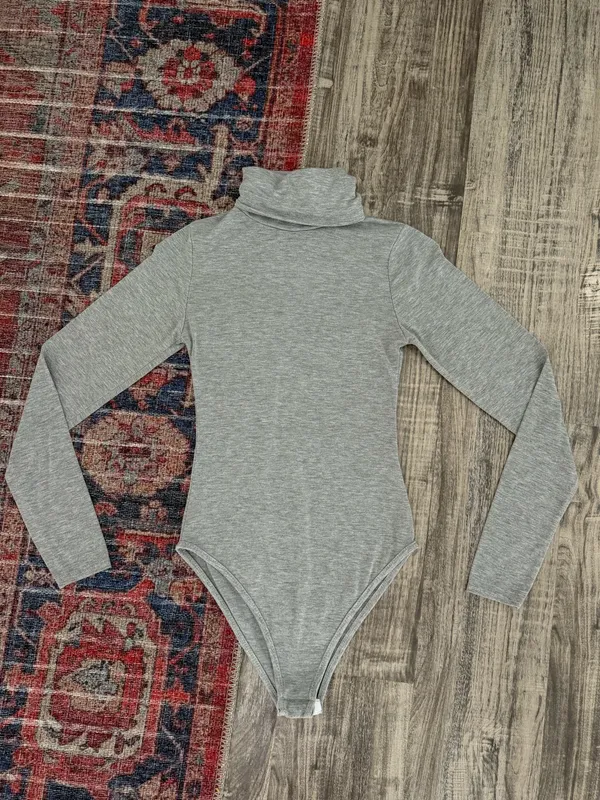 Pretty Little Thing Turtleneck Bodysuit Long Sleeve - Image 2
