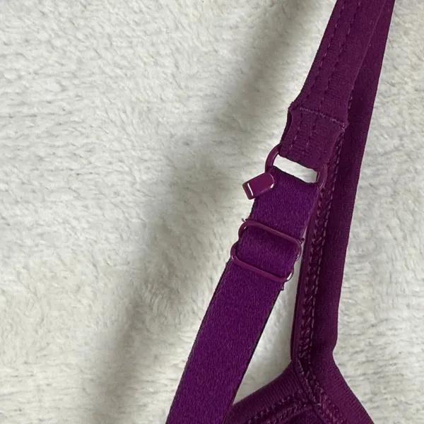 Athleta Womens Solace Seamless Low Impact‎ Sports Bra Purple Size Medium - Image 3