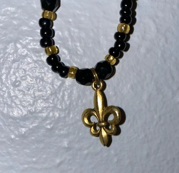 🤩4/$15🥳 fleur de lis charm bracelet - Image 2