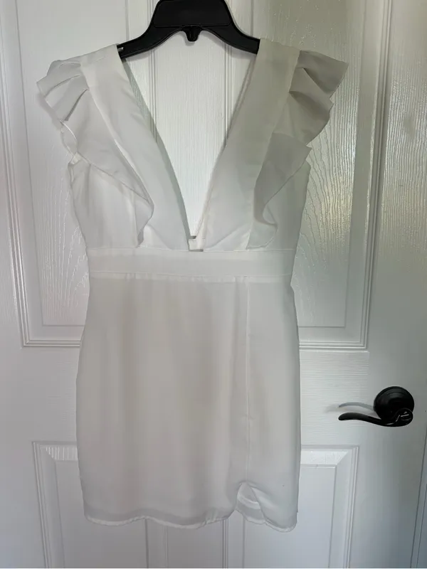 Superdown Harlow Mini Dress White Plunge with Ruffle Shoulders Small - Image 3