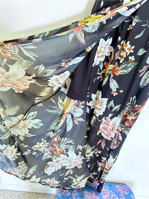 Iris Floral Print V Neck Side Slit Strappy Midi/Maxi Dress Size Large - Image 4